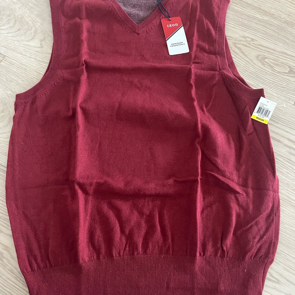 Izod Men's Red Sweater Vest